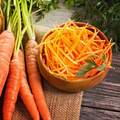 Salade de Carottes Râpées au Miel et à l'Orange : La Recette Fraîche du Printemps