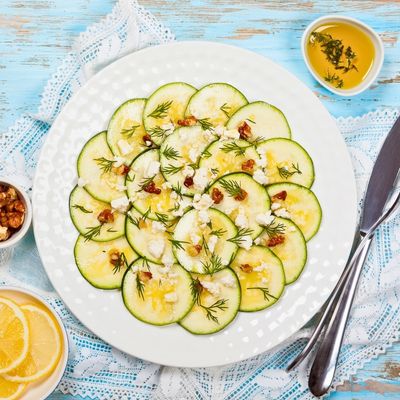 Carpaccio de Courgettes Frais et Léger : La Recette Printanière en 5 Minutes
