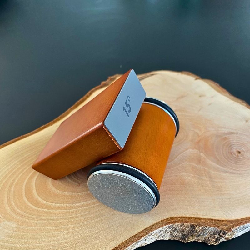 Aiguiseur couteau Roulaiguis'ine posé l'un sur l'autre.