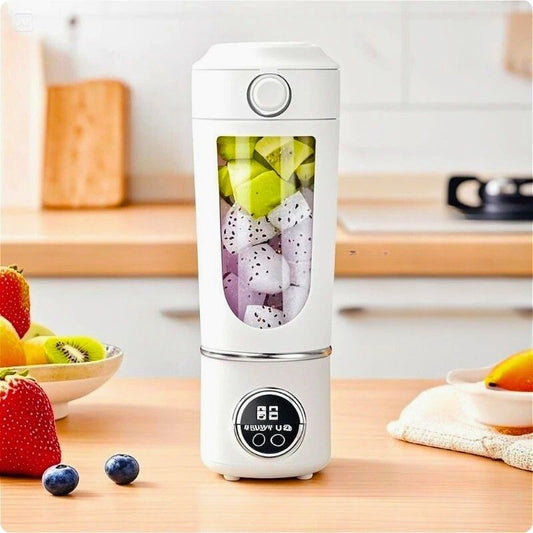 Blender smoothie blanc posé sur table
