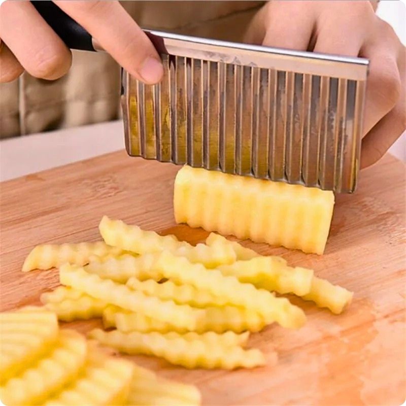 Coupe frite manuel ond'ine utilsé pour couper des frites ondulées