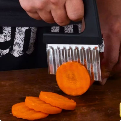coupe frites ondulé utilisé pour couper des carottes