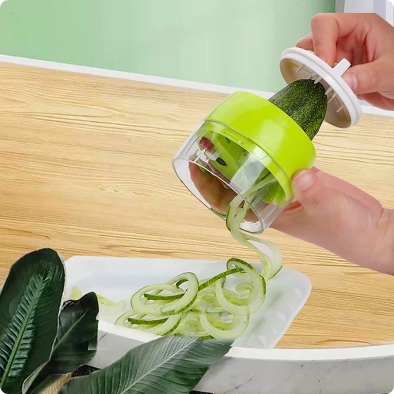 Coupe légumes spirale spira perfect'ine utilisé pour faire des filaments de cougettes
