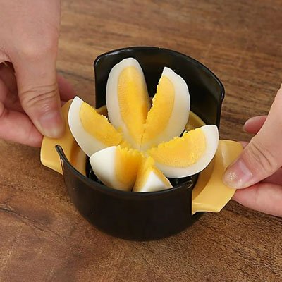 Coupe oeuf dur utilisé pour couper un oeuf en quartier