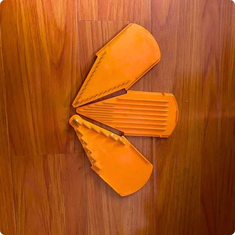 Plaques de coupe d'une mandoline japonaise