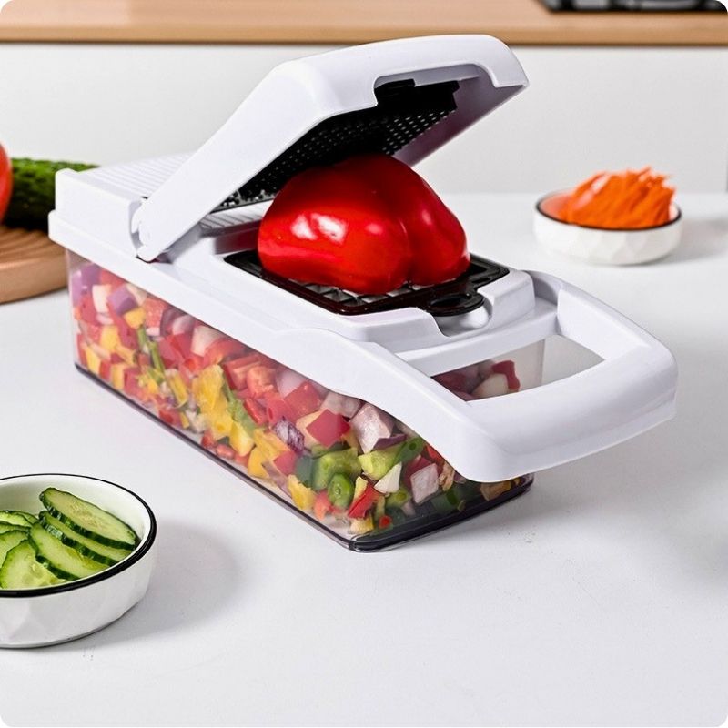 mandoline multifonction legu facil'ine coupe un poivron
