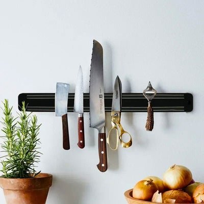 porte couteaux aimanté magnet'ine  avec ustensiles
