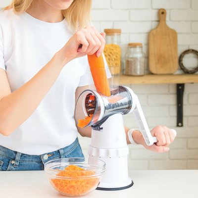 Râpe à légumes manuelle chef premium en cuisine multifonction
