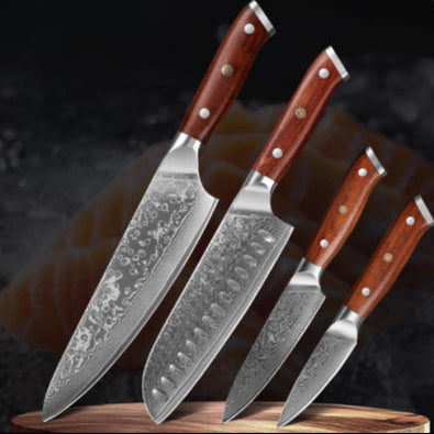 Set de couteaux de cuisine présenté