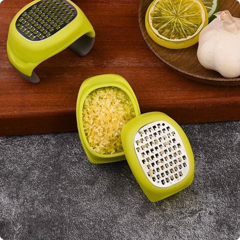 zesteur agrumes Mini'ine avec son réservoir ouvert